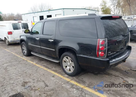 2009 GMC Yukon Xl 1500 Denali z USA, uszkodzony, nr VIN 1GKFK062X9R200555
